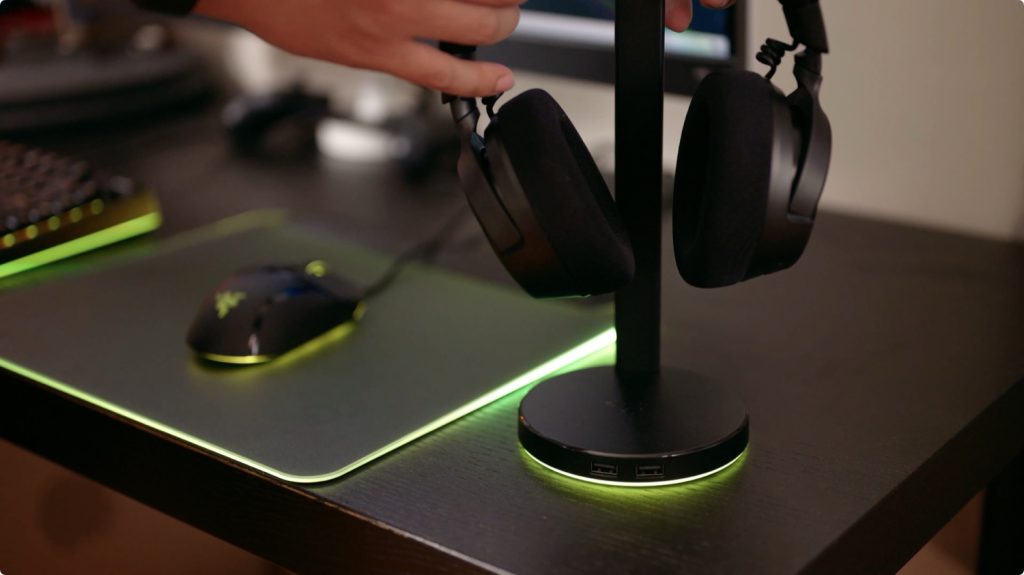 RAZER 雷蛇 Kraken 北海巨妖 V4 無線 電競耳機 麥克風 耳麥 開箱 評測