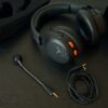 beyerdynamic MMX 100 耳機與配件照片 2 beyerdynamic MMX 100 黑色耳機、麥克風與線材配件